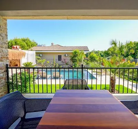 Citrus Stone House Villa *