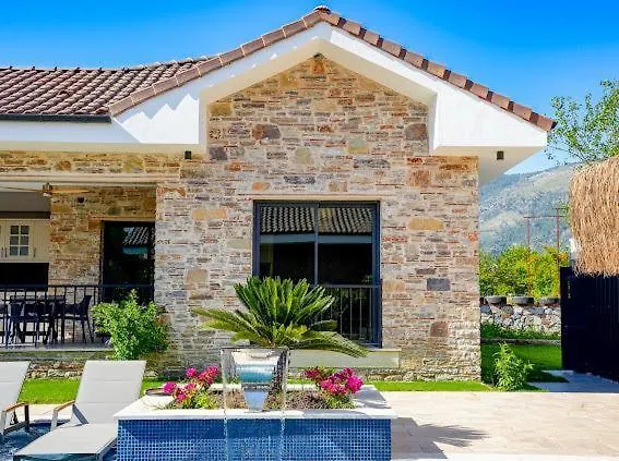 Villa Citrus Stone House *