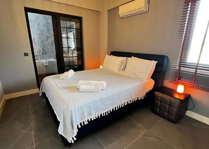 Citrus Stone House Villa *
