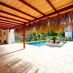 Citrus Stone House *